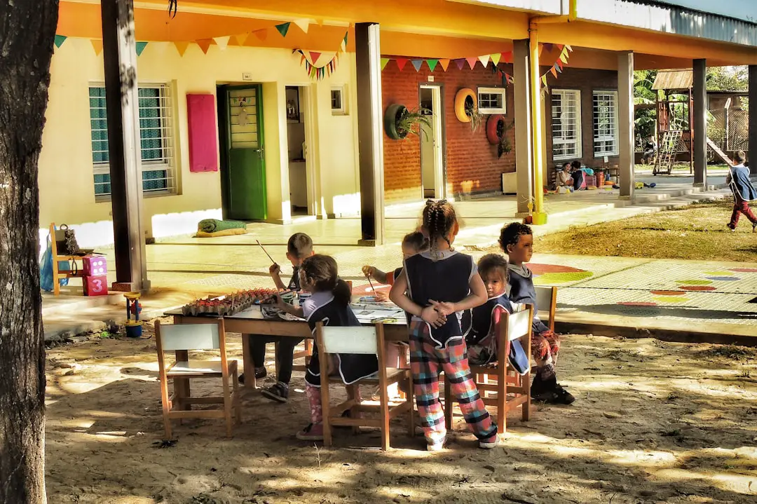 Costa d’Avorio, tecnologia e comunicazione nel programma scolastico sin dalla prima infanzia