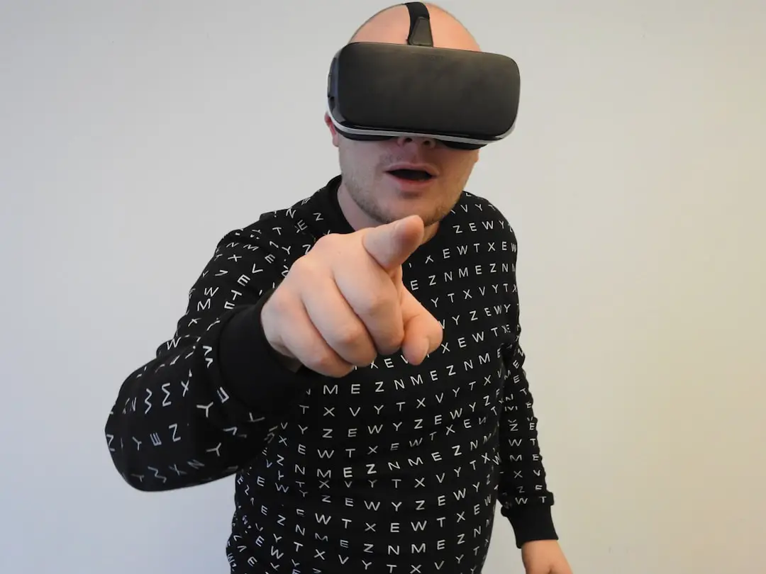 New USC haptic technology adds the sense of touch to virtual reality – USC Today