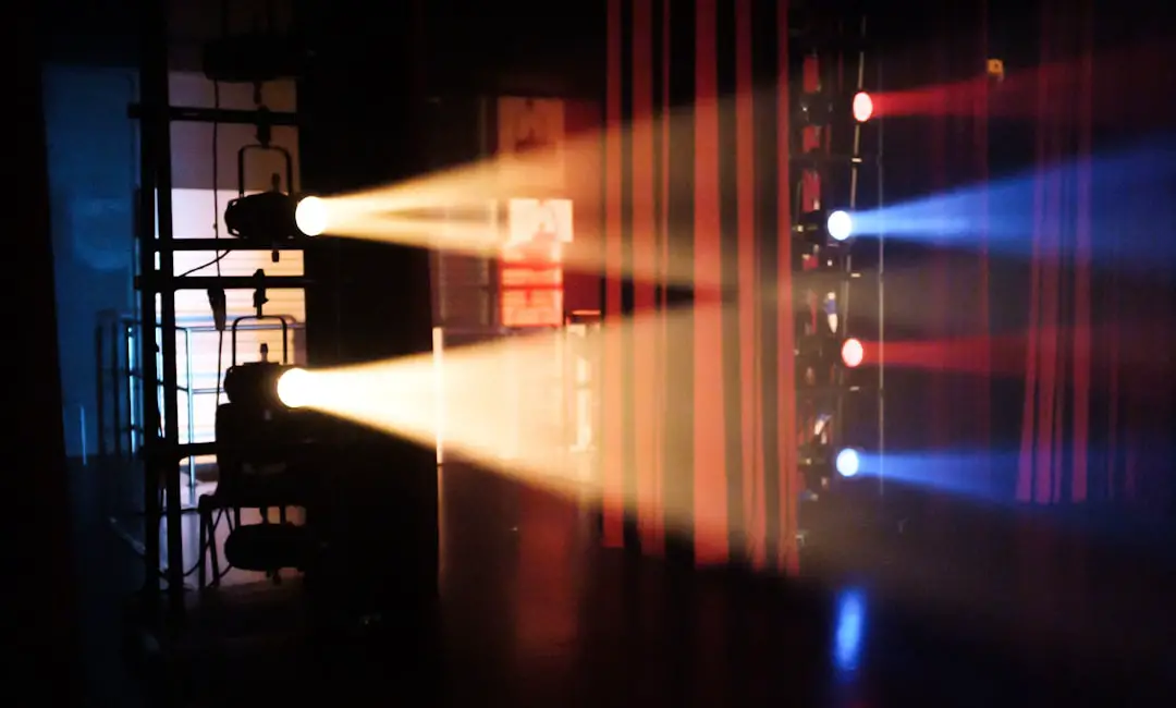 FRAMMENTI DI LUCE – orario da definire – Cinema Beltrade
