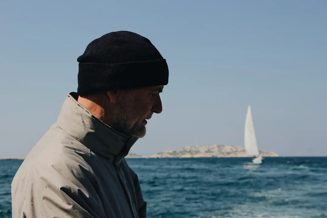 Servillo alla premiazione alla Mostra del Cinema di Venezia: «Ammirazione per chi è in mare e sta andando in Palestina»
