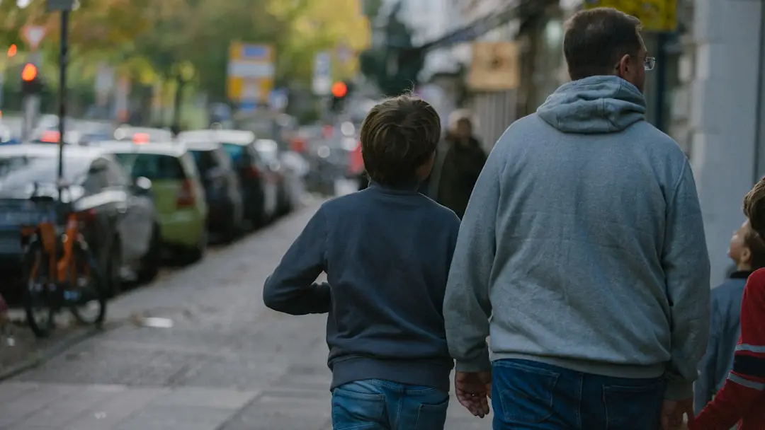‘Paternal Leave’: genitori e padri, con uno sguardo al cinema